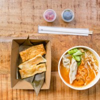 laksa soup. - junk food stock pictures, royalty-free photos & images