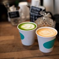 latte and green matcha latte stock photo - junk food stock pictures, royalty-free photos & images