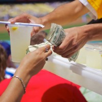 lemonade vendor at baseball game - food stock pictures, royalty-free photos & images