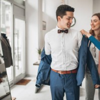 let me assist you - fashion stock pictures, royalty-free photos & images