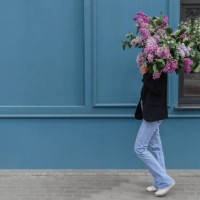 lilacs bouquet. photo with copy space - fashion stock pictures, royalty-free photos & images