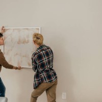 living with roommates - college life - home decoration stock pictures, royalty-free photos & images