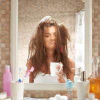 mauvais jour de cheveux - hairstyle photos et images de collection