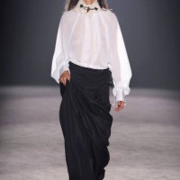 Model walks the runway at the Avec Amour fashion show during the 080 Barcelona Fashion Fall/Winter 2024-2025 on April 12, 2024 in Barcelona, Spain.