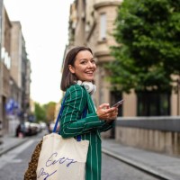modern woman on the street, coming back from work - fashion stock pictures, royalty-free photos & images