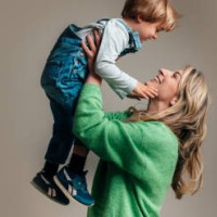 motherhood - fashion stock pictures, royalty-free photos & images