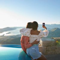 multiracial friends taking selfie on smart phone - travel stock pictures, royalty-free photos & images