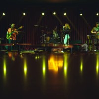 musiciens sur scène - concert photos et images de collection