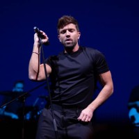 Pablo Alboran performs on stage at WiZink Center on November 22, 2023 in Madrid, Spain.