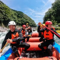 persönlichen sicht eine wildwasser river-rafting ausflug - travel stock-fotos und bilder