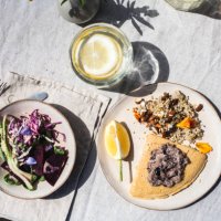 picnic in ericeira, serving for one - food stock pictures, royalty-free photos & images