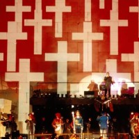 Pink Floyd performs In Berlin, Germany On July 21, 1990 - Pink Floyd performs 