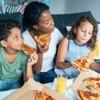 pizza with mum - junk food stock pictures, royalty-free photos & images