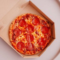 pizza with pepperoni in box - junk food stock pictures, royalty-free photos & images