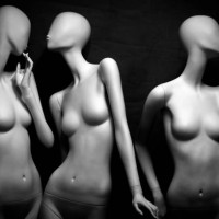 plastic woman mannequins - fashion stock pictures, royalty-free photos & images