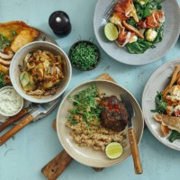 platos tradicionales italianos para la cena familiar - food fotografías e imágenes de stock