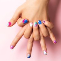 playful abstract summer manicure - nails art stock pictures, royalty-free photos & images