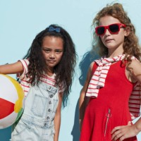 portrait cool girls together on blue backdrop in summer - fashion stock pictures, royalty-free photos & images
