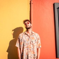 portrait of a smiling man looking at the camera - fashion stock pictures, royalty-free photos & images