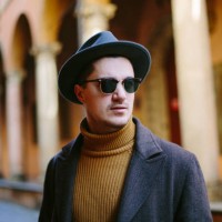 portrait of a young man in hat and sunglasses - fashion stock pictures, royalty-free photos & images
