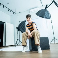 portrait of a young model woman at studio - fashion stock pictures, royalty-free photos & images