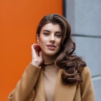 portrait of gorgeous young lady with beautiful long hair. - fashion stock pictures, royalty-free photos & images