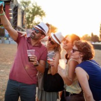 posing for selfie at music festival - concert stock pictures, royalty-free photos & images