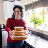 preparing meals on a budget - food stock pictures, royalty-free photos & images