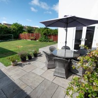 property garden exteriors - home decoration stock pictures, royalty-free photos & images