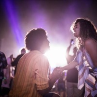 proposal on music festival! - concert stock pictures, royalty-free photos & images