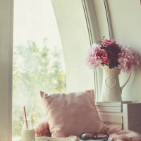 refreshing drink, delicious cookies and a good book by the window - home decoration stock pictures, royalty-free photos & images