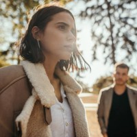 relationship problems, autumn park - fashion stock pictures, royalty-free photos & images