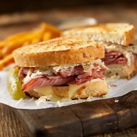 reuben sandwich - junk food stock pictures, royalty-free photos & images
