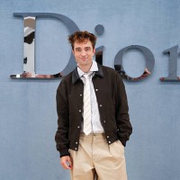 Robert Pattinson attends the Dior Homme Menswear Spring/Summer 2026 show as part of Paris Fashion Week on June 27, 2025 in Paris, France.