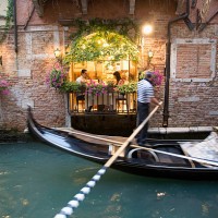 romantic couple having dinner by venian restuarant - food stock pictures, royalty-free photos & images
