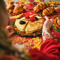 russian traditional blini and caviar on a table - food stock pictures, royalty-free photos & images