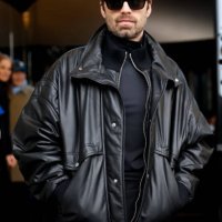 Sebastian Stan arrives at the Prada fashion show during the Milan Menswear Fall/Winter 2025 - 2026 Fashion Week on January 19, 2025 in Milan, Italy.