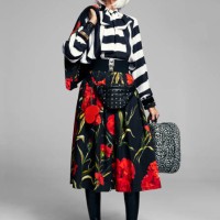 senior woman holding suitcase wearing stylish clothes - fashion stock pictures, royalty-free photos & images