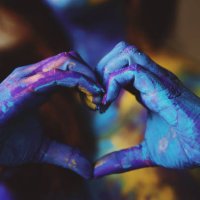 showing love - nails art stock pictures, royalty-free photos & images