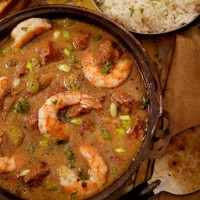 shrimp and sausage gumbo - food stock pictures, royalty-free photos & images