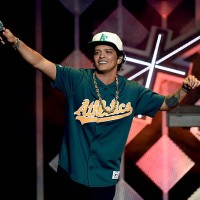 Singer Bruno Mars performs onstage during 102.7 KIIS FM's Jingle Ball 2016 presented by Capital One at Staples Center on December 2, 2016 in Los...