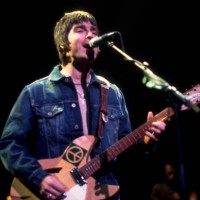 Singer Noel Gallagher of Oasis performs at the Chicago Theater in Chicago, Illinois, April 27, 2000.