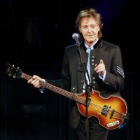 Sir Paul McCartney performs in concert during his One on One tour at Hollywood Casino Amphitheatre on July 26, 2017 in Tinley Park, Illinois. / AFP...