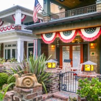 some beautiful wooden houses decorated for july 5th in the coronado island district of san diego in california - home decoration stock pictures, royalty-free photos & images