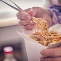 spicy kung pao chicken - junk food stock pictures, royalty-free photos & images