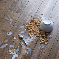 spilled breakfast cereal on floor - food stock pictures, royalty-free photos & images