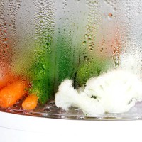 steaming vegetables - food stock pictures, royalty-free photos & images