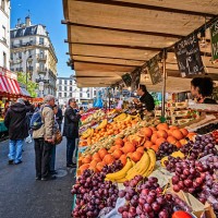street market aligre in paris - food stock pictures, royalty-free photos & images
