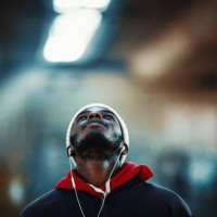 street portrait of a young african american man. - fashion stock pictures, royalty-free photos & images