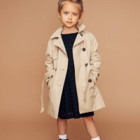 studio-porträt von einem netten mädchen - fashion stock-fotos und bilder